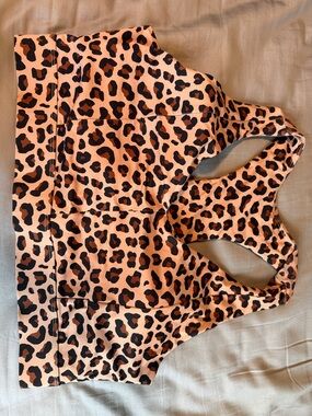 Leopard Print Racerback Fabletics Sports Bra